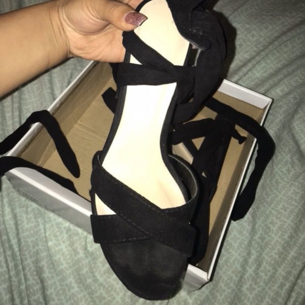 Black laced up heel